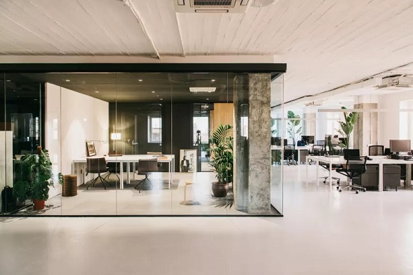 �ɶ����b��˾